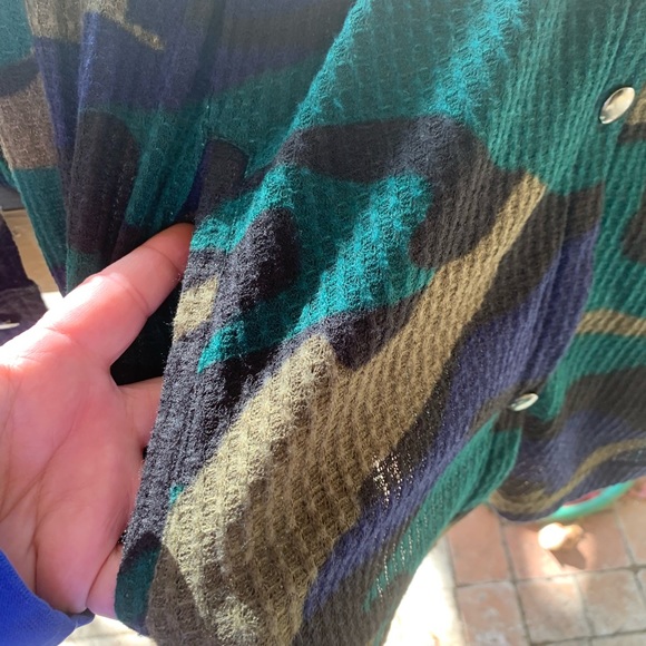 Ladies French Laundry button down long sleeve shirt NWT small - Picture 7 of 7